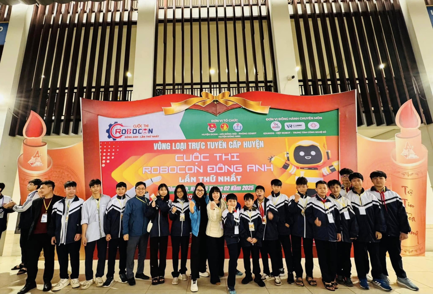 ĐỘI TUYỂN ROBOCON THCS KIM NỖ SẴN SÀNG CHINH PHỤC THỬ THÁCH!