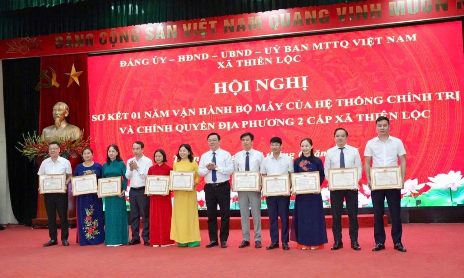 TRƯỜNG THCS KIM NỖ – VINH DỰ ĐƯỢC GHI NHẬN – TỰ HÀO ĐƯỢC CỐNG HIẾN